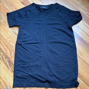 Athleta Black Short Sleeve Tee